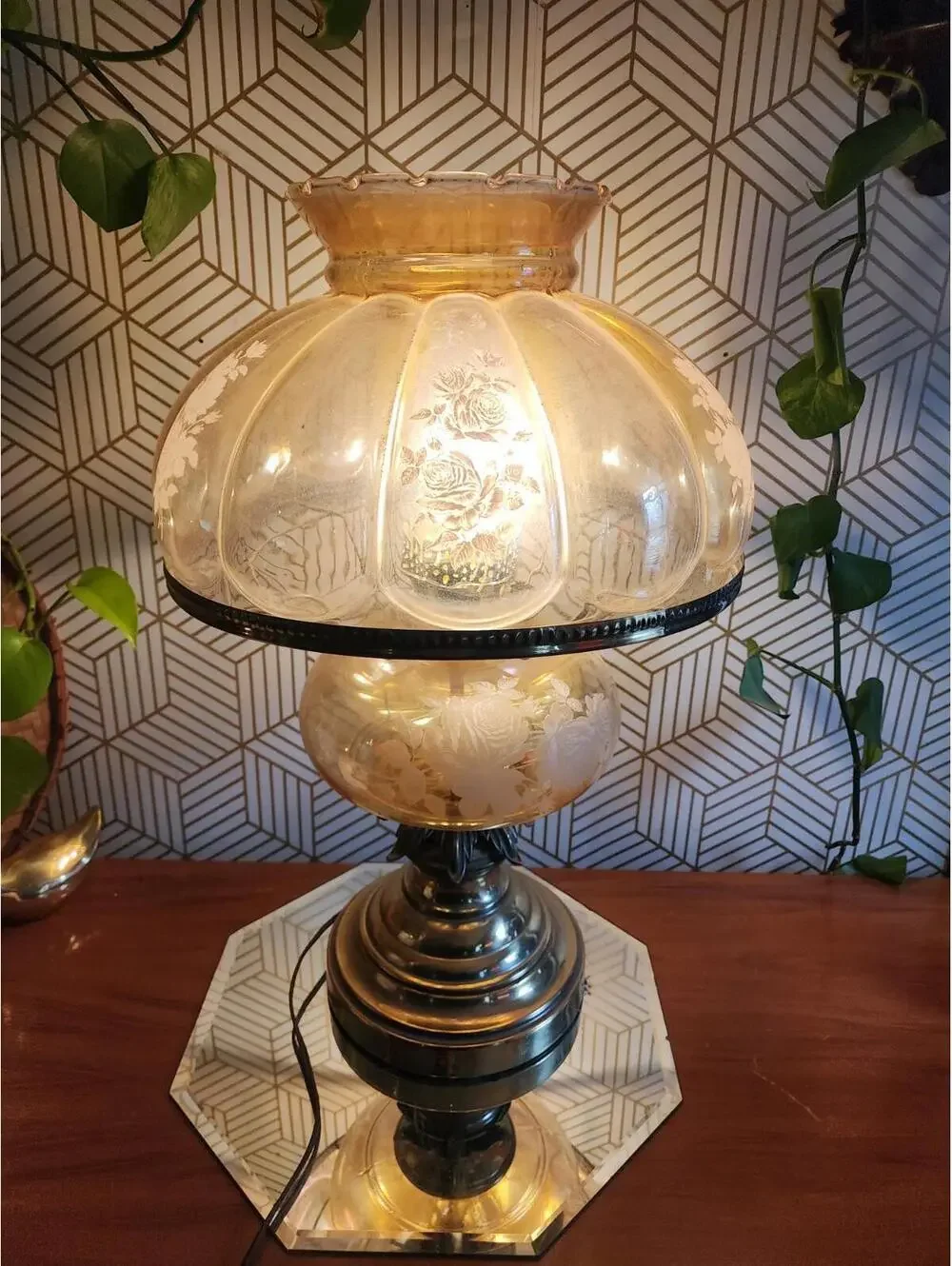 Vintage Clear Amber Glass Hurricane Gone With The Wind Floral Table Lamp 20